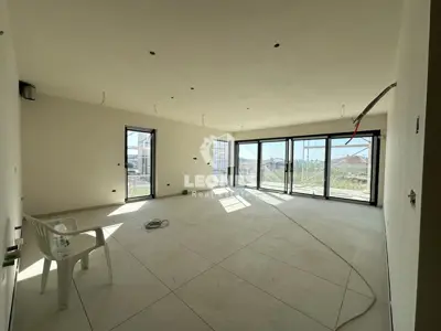 Wohnung 105 m², Novigrad - Hof 150 m² und Parkplatz - 3