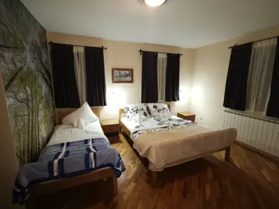 Hotel 1 673 m², Ličko Lešće, uz Gacku i prirodu - 13
