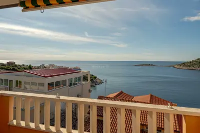 Opremljena apartmanska kuća s pogledom na more - 5