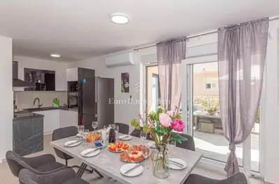 Apartment for sale in Grad, 186,2 m² - 3