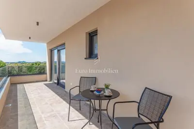 Apartment for sale in Grad, 186,2 m² - 17