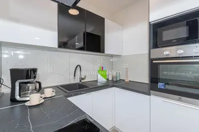 Apartment for sale in Grad, 186,2 m² - 4