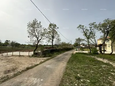 Prodaja građevinskog zemljišta sa građevinskom dozvolom, Svetvinčenat! - 4