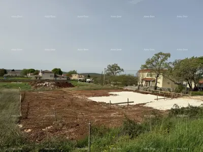 Prodaja građevinskog zemljišta sa građevinskom dozvolom, Svetvinčenat! - 5