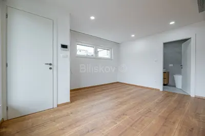 Stan 152 m², Mlinovi - peterosoban u urbanoj vili - 22