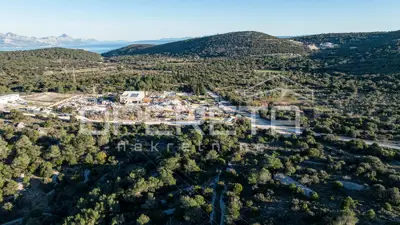 Landwirtschaftsfläche 2.079 m², Povlja na Braču, ruhige Lage