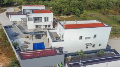 House for sale in Vodnjan, 444 m² - 2