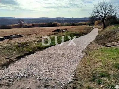 Land plot for sale in Buje - 11