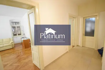 Apartment 118 m², Pula, Centar - 1st floor and two terraces - 3