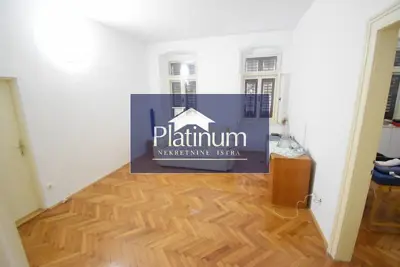 Apartment 118 m², Pula, Centar - 1st floor and two terraces - 11