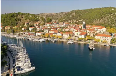 Renoviertes Hotel, bei Šibenik, Skradin – 40m vom Meer