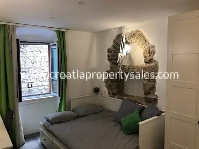 Apartment 111 m², Split - Diocletian's Palace, historical details - 6