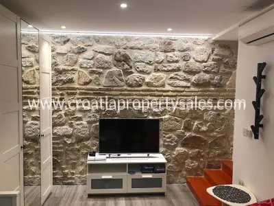 Apartment 111 m², Split - Diocletian's Palace, historical details - 5