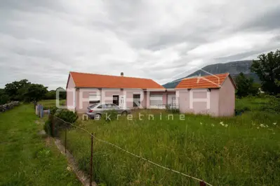Obiteljska kuća 120 m² s velikom okućnicom u Modrićima - 4