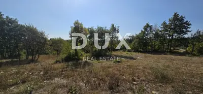 Građevinsko zemljište, Svetvinčenat - 2.302 m² uz šumu - 12