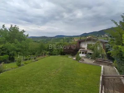 Jastrebarsko, Vlaškovec, ranč-imanje s 3 građevna objekta