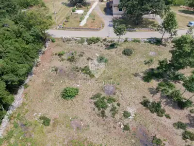 Building plot 1,339 m², Juršići - quiet location - 2