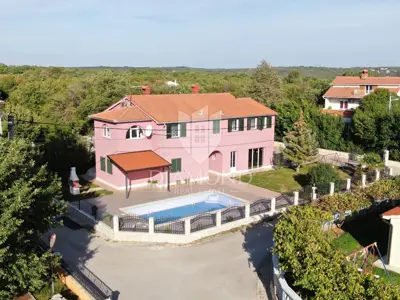 House 243 m², Labin - pool and fenced yard - 20