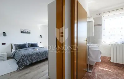 Haus 243 m², Labin - Pool und eingezäunter Garten - 13
