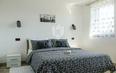 Haus 243 m², Labin - Pool und eingezäunter Garten - 12