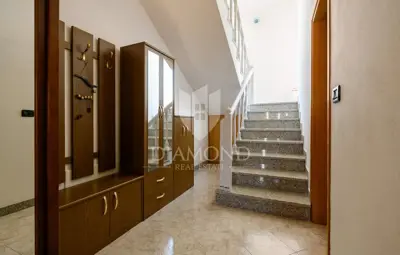 Haus 243 m², Labin - Pool und eingezäunter Garten - 15