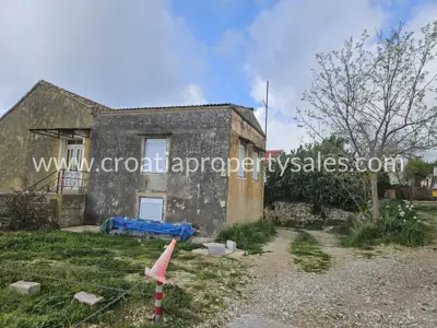 Kuća, Otok Vis, južna strana otoka, blizu mora i plaža