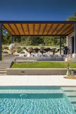 Vila 300 m², Motovun - 6 spavaćih soba i grijani infinity bazen - 7