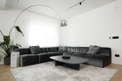 Dizajnerski uređen stan 151 m² terasa balkon garaža sauna - 2