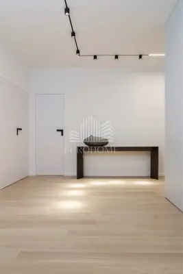 Dizajnerski uređen stan 151 m² terasa balkon garaža sauna - 9