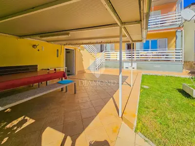 Haus 188 m², Umag - renoviert mit Hof - 18