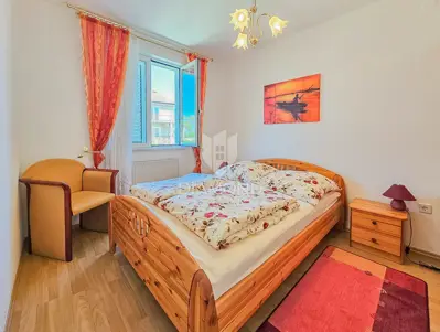Haus 188 m², Umag - renoviert mit Hof - 8