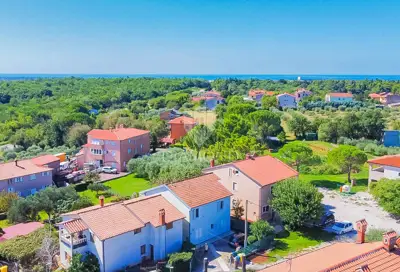 Haus 188 m², Umag - renoviert mit Hof - 20