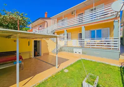 Haus 188 m², Umag - renoviert mit Hof - 2