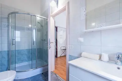 Kuća 200 m², Vodnjan okolica - bazen i privatnost - 20