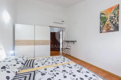 Kuća 200 m², Vodnjan okolica - bazen i privatnost - 22