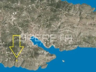 Poljoprivredno zemljište 5.232 m², Vinišće - Paljevina