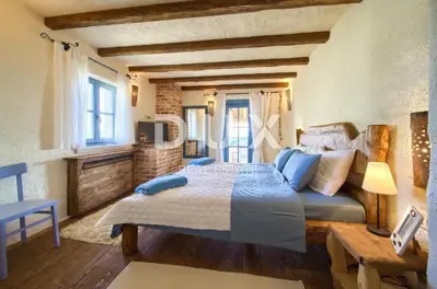 Kuća 260 m², Malinska - Okolica, bazen i pogled na more - 13