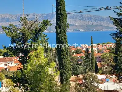 Land, Brač, 1 364 m², 290 000 € - 6