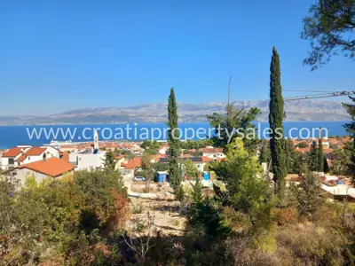 Land, Brač, 1 364 m², 290 000 € - 5