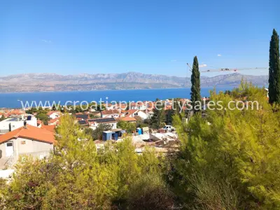 Land, Brač, 1 364 m², 290 000 € - 4