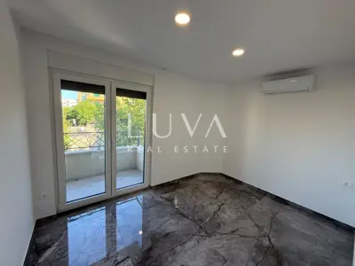 Wohnung 181,9 m², Makarska - 4 Schlafzimmer und Terrasse - 5