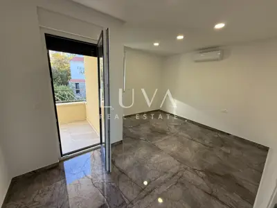 Wohnung 181,9 m², Makarska - 4 Schlafzimmer und Terrasse - 11