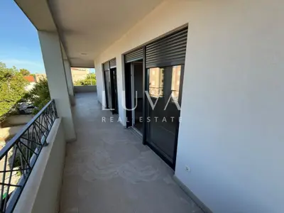 Wohnung 181,9 m², Makarska - 4 Schlafzimmer und Terrasse - 3