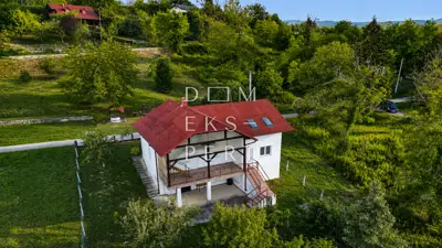 Hrnjanec, Useljiva obiteljska kuća sa velikim zemljištem - Hrnjanec - 2