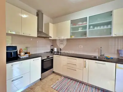 Apartment 112 m², Labin - quiet location, 2 km from the center - 2