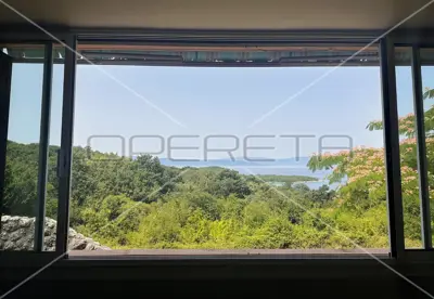 Vila 300 m², Njivice na Krku - panoramski pogled na more - 1