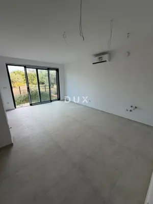 Apartment 55 m², Štinjan - garden 66 m² and terrace - 3