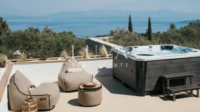 Vila 270 m², Gornje Selo - panoramski pogled na more - 2