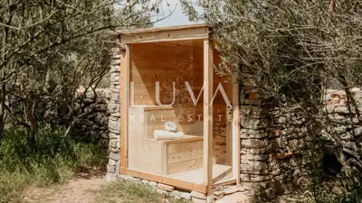 Vila 270 m², Gornje Selo - panoramski pogled na more - 10