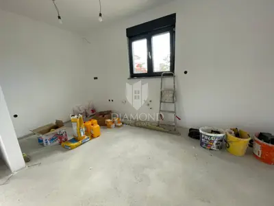Stan 122 m², Viškovo - dvoetažni, okućnica 50 m² - 4